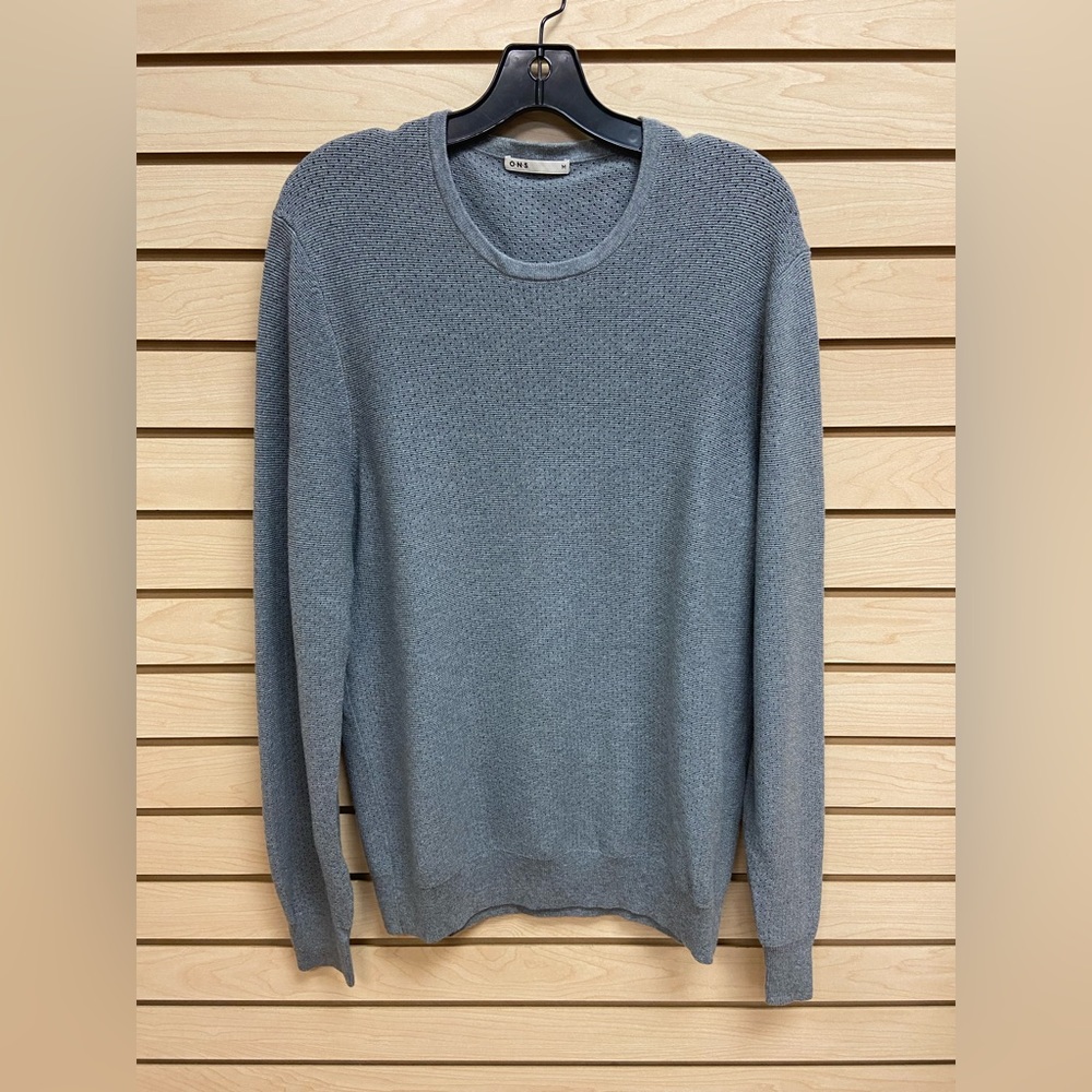 NWOT O.N.S MEN FASHIONABLE SWEATER SIZE MEDIUM MSRP $198.00